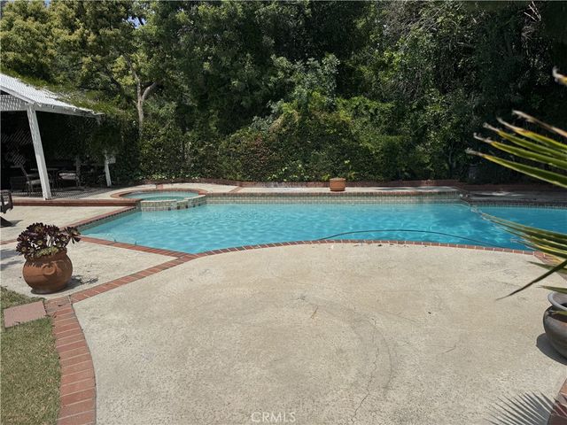 833 Hugo Reid Drive, Arcadia, CA 91007
