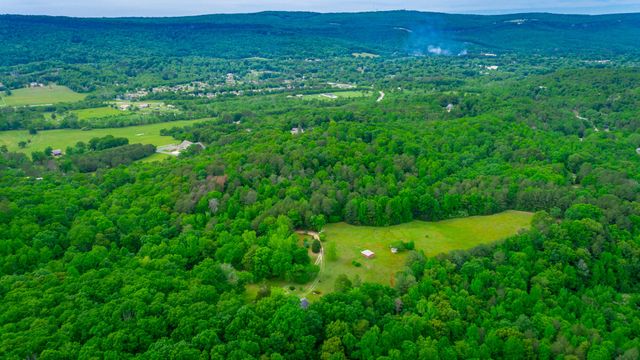 94 Long Drive, Flintstone, GA 30725