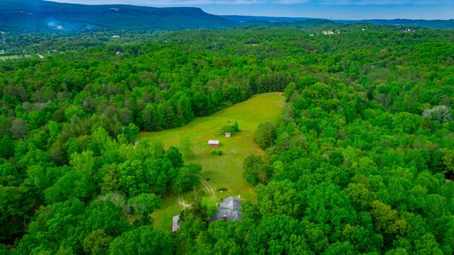 94 Long Drive, Flintstone, GA 30725