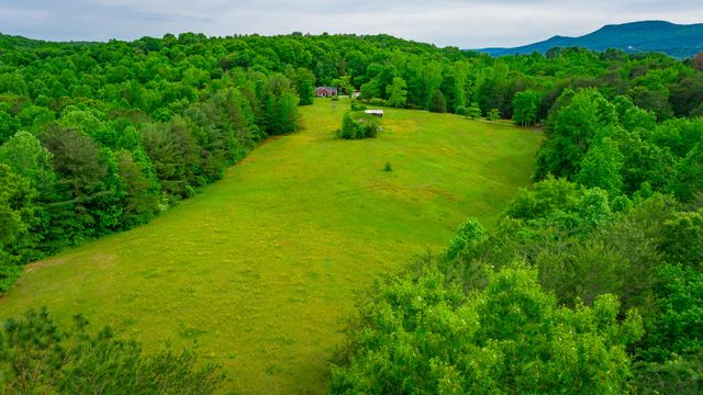 94 Long Drive, Flintstone, GA 30725