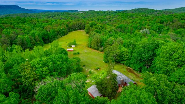 94 Long Drive, Flintstone, GA 30725