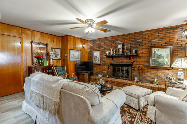 94 Long Drive, Flintstone, GA 30725