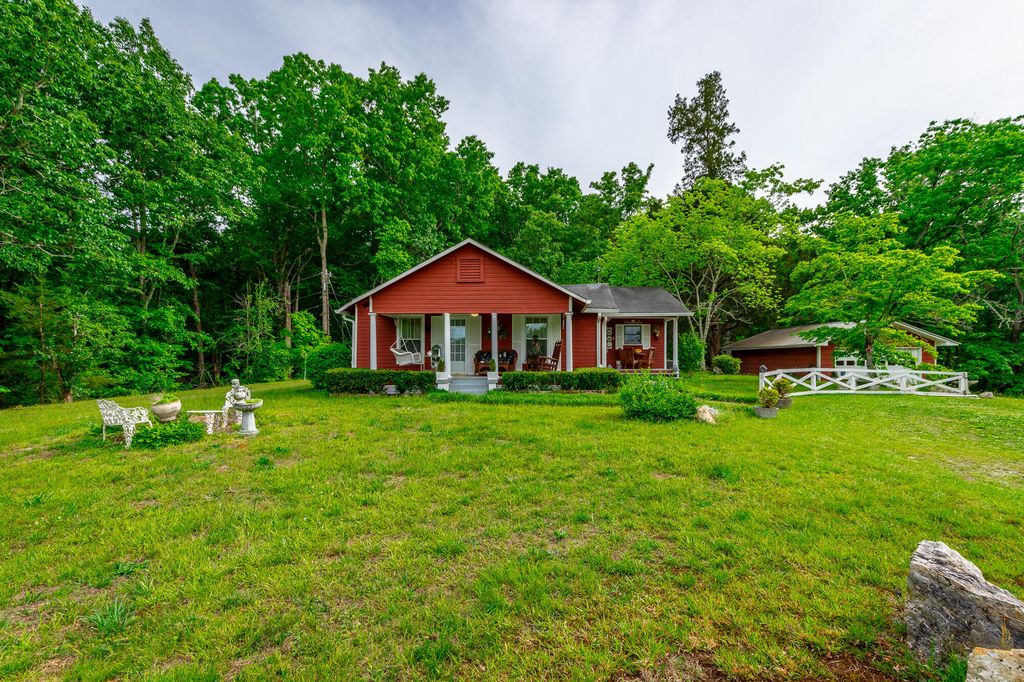 94 Long Drive, Flintstone, GA 30725