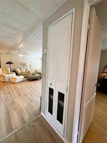 107 ROYAL PALM DRIVE, Leesburg, FL 34748