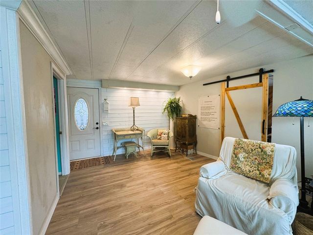 107 ROYAL PALM DRIVE, Leesburg, FL 34748