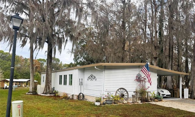 107 ROYAL PALM DRIVE, Leesburg, FL 34748