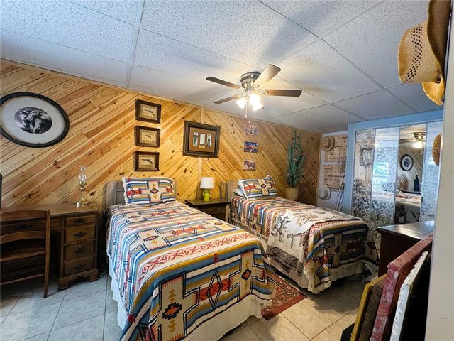 107 ROYAL PALM DRIVE, Leesburg, FL 34748