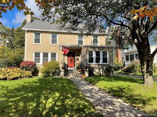 531 Oakland Avenue, Birmingham, MI 48009