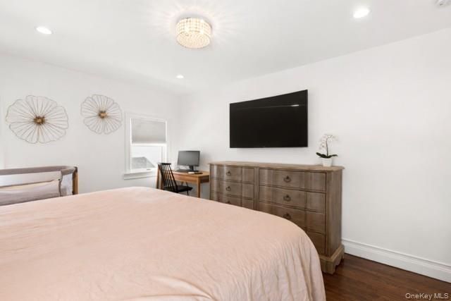 47 Smith Avenue, Islip, NY 11751