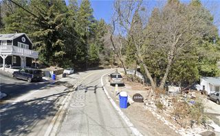 22043 Crest Forest Dr, Cedarpines Park, CA 92322