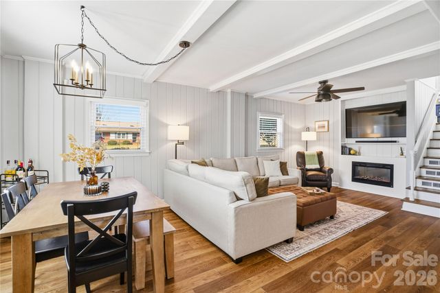 6409 Montpelier Road, Charlotte, NC 28210