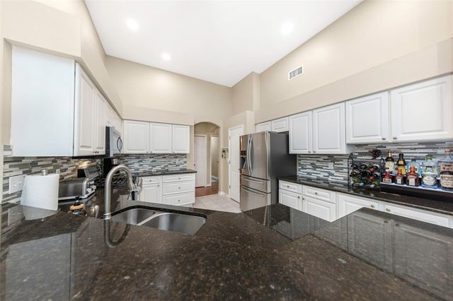 10326 MILLPORT DRIVE, Tampa, FL 33626