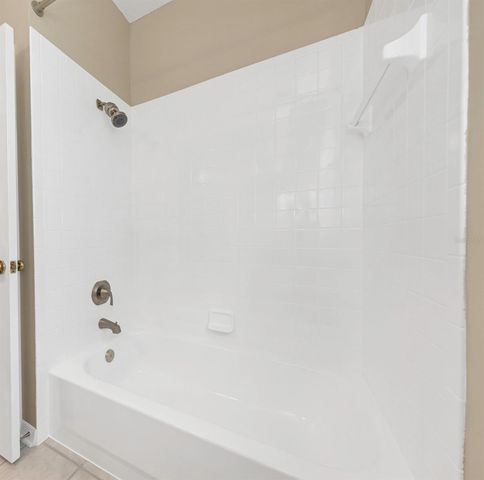 10326 MILLPORT DRIVE, Tampa, FL 33626