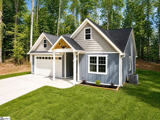 202 Loblolly Drive, Westminster, SC 29693