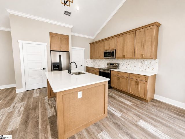 202 Loblolly Drive, Westminster, SC 29693