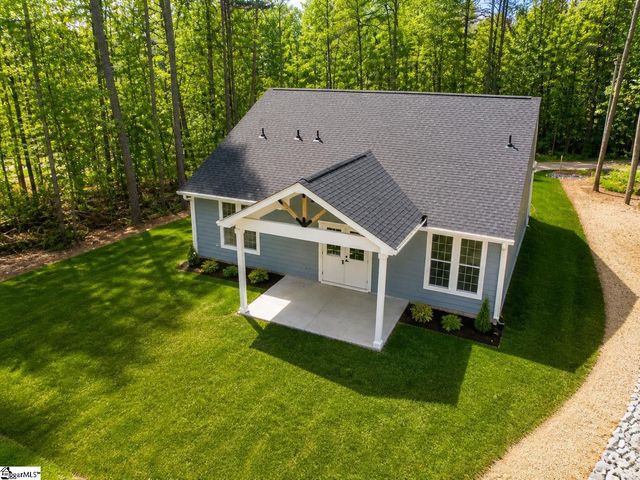 202 Loblolly Drive, Westminster, SC 29693