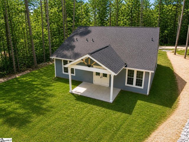 202 Loblolly Drive, Westminster, SC 29693