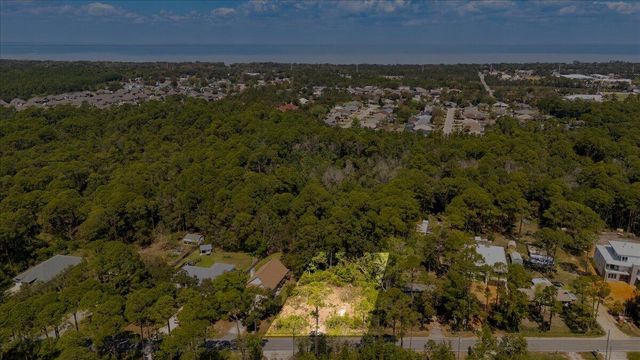 99-100 Soundside Drive, Gulf Breeze, FL 32563