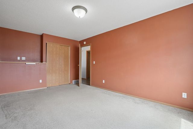 1719 Huntington Court, West Fargo, ND 58078