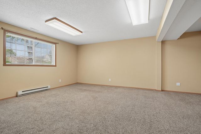 1719 Huntington Court, West Fargo, ND 58078