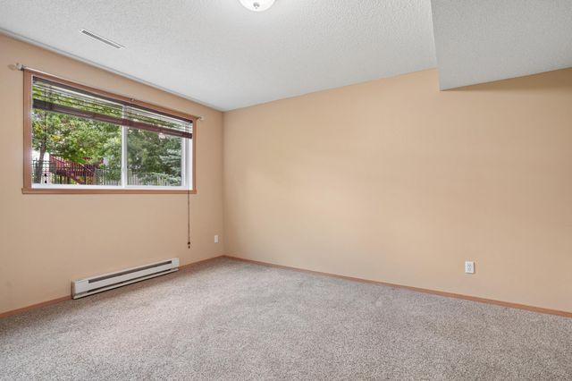 1719 Huntington Court, West Fargo, ND 58078