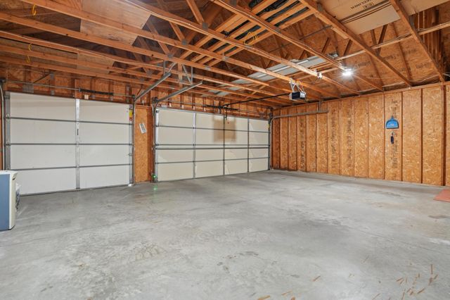 1719 Huntington Court, West Fargo, ND 58078