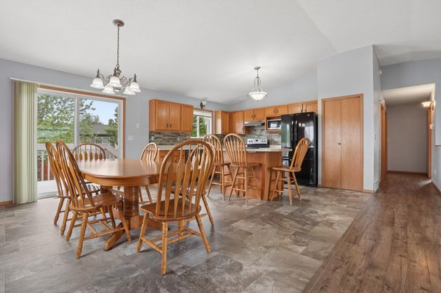 1719 Huntington Court, West Fargo, ND 58078