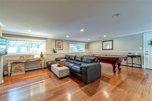 68 Bankside Drive, Centerport, NY 11721