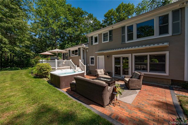68 Bankside Drive, Centerport, NY 11721
