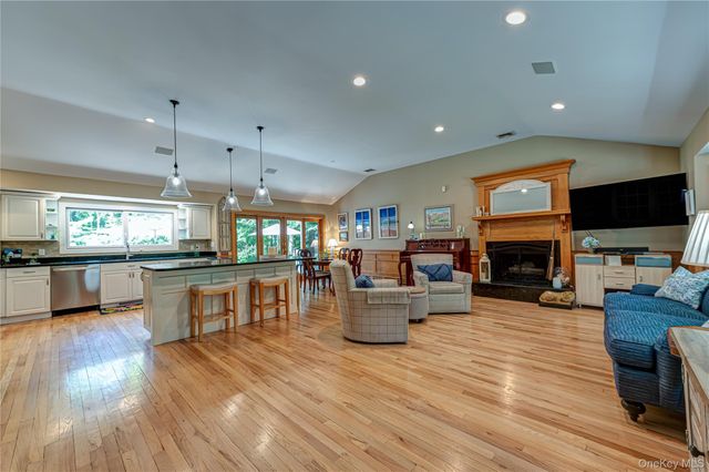 68 Bankside Drive, Centerport, NY 11721
