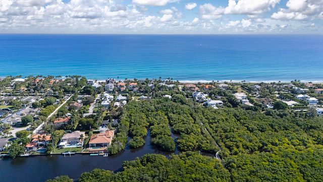 6064 N Ocean Boulevard, Ocean Ridge, FL 33435
