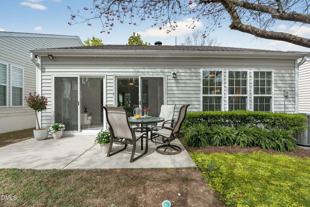 302 Fenmore Place, Cary, NC 27519