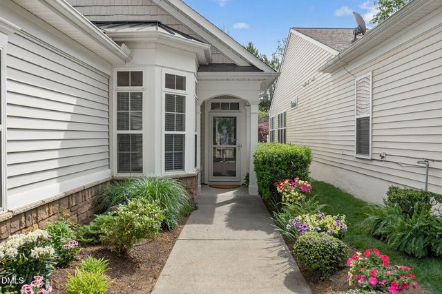 302 Fenmore Place, Cary, NC 27519