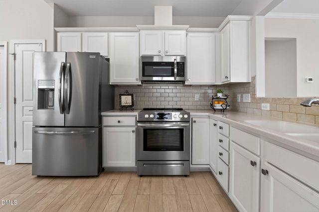 302 Fenmore Place, Cary, NC 27519