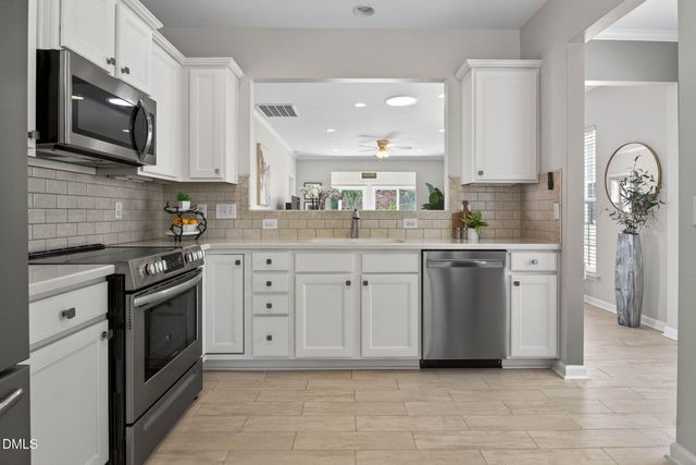 302 Fenmore Place, Cary, NC 27519