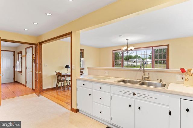 3049 SPRING RD, Carlisle, PA 17013