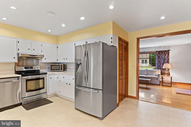3049 SPRING RD, Carlisle, PA 17013