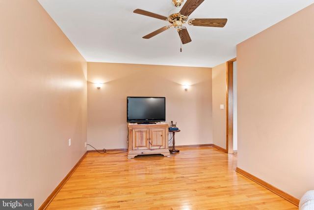 3049 SPRING RD, Carlisle, PA 17013