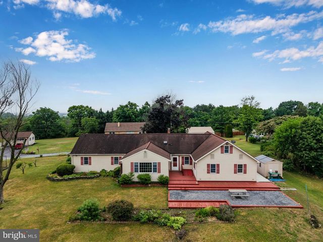 3049 SPRING RD, Carlisle, PA 17013