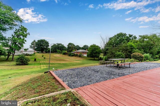 3049 SPRING RD, Carlisle, PA 17013