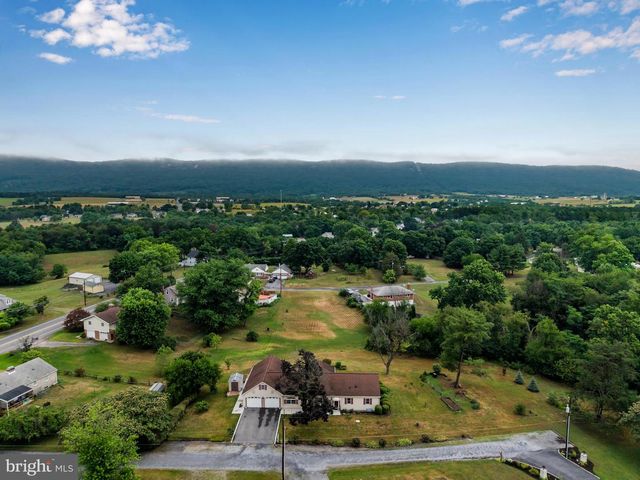 3049 SPRING RD, Carlisle, PA 17013