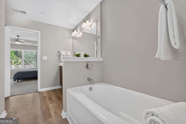 3383 Castleberry Village Circle 150, Cumming, GA 30040