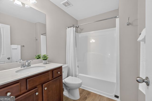 3383 Castleberry Village Circle 150, Cumming, GA 30040
