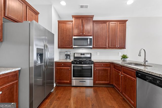 3383 Castleberry Village Circle 150, Cumming, GA 30040