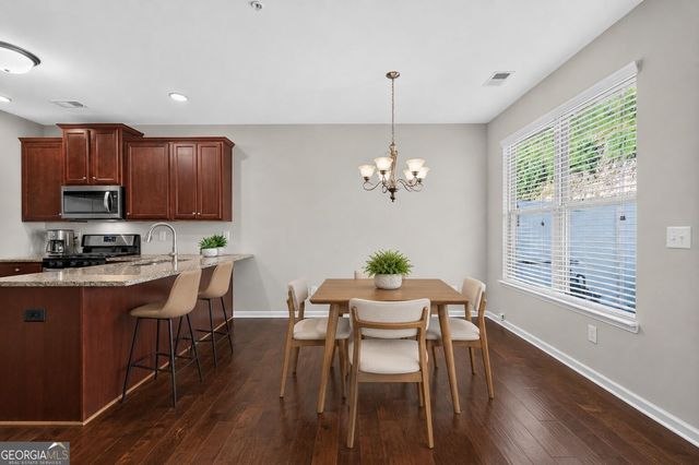 3383 Castleberry Village Circle 150, Cumming, GA 30040