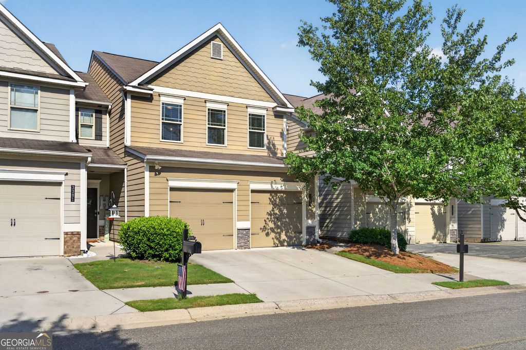 3383 Castleberry Village Circle 150, Cumming, GA 30040