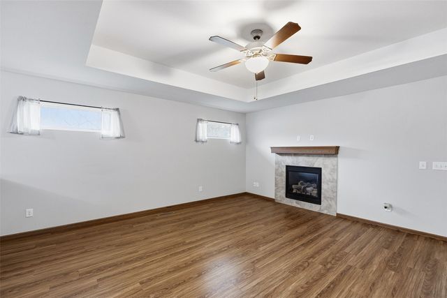 562 Meadow Oak Circle, Fairfax, IA 52228