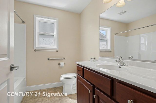 29 Tuscany Circle, Saginaw Twp, MI 48603