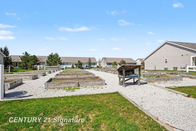 29 Tuscany Circle, Saginaw Twp, MI 48603