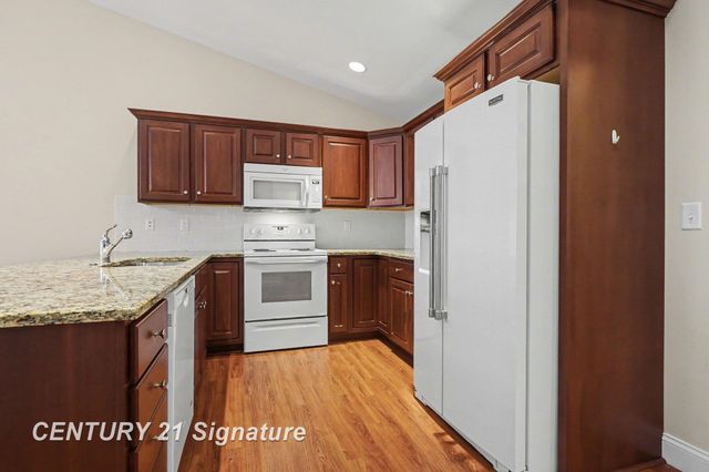 29 Tuscany Circle, Saginaw Twp, MI 48603
